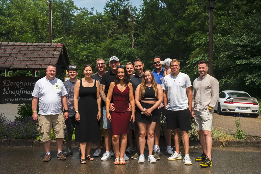 Gruppenfoto der Teilnehmer von Curve & Chronicles