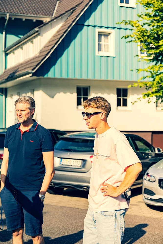 Teilnehmer im Gespräch bei Black Forest Heat